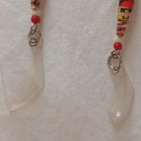 Handmade (Nalepo Maasai Women's Group) bead necklace with matching earrings - Picture 9 of 9